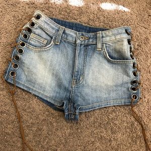 ✮ LF CARMAR DENIM SHORTS ✮